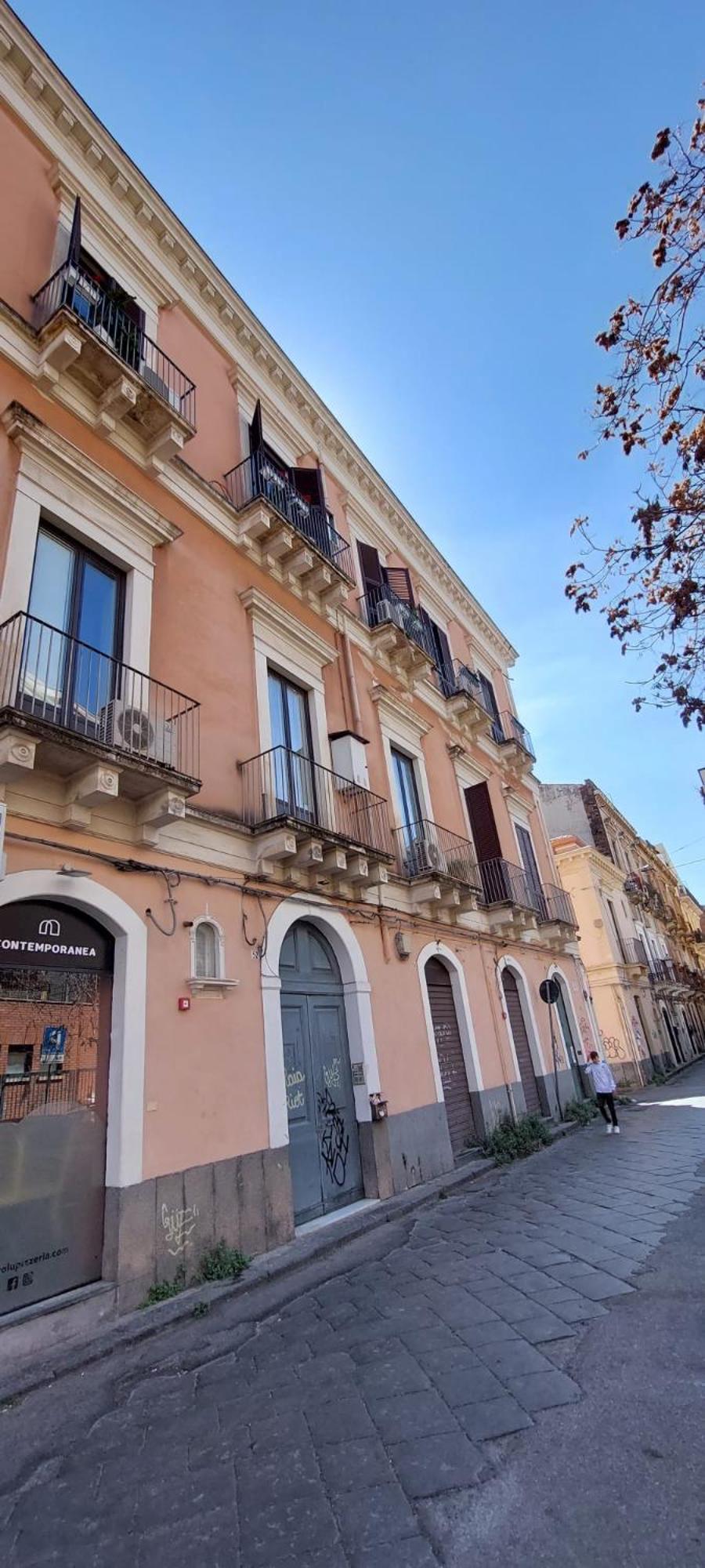 La Maison De Cavour Catania Bagian luar foto